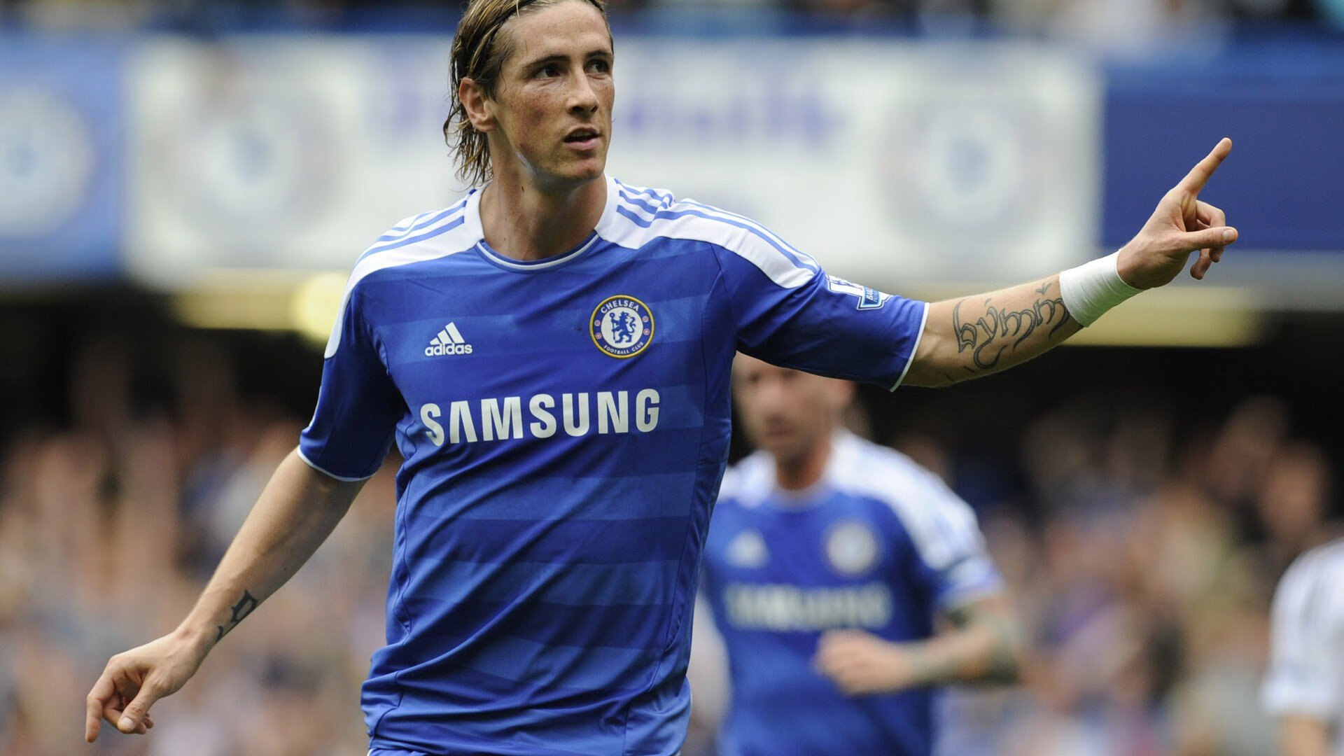 《Apex Legends》赛事全球巡回,现场气氛火爆,apexalgs比赛